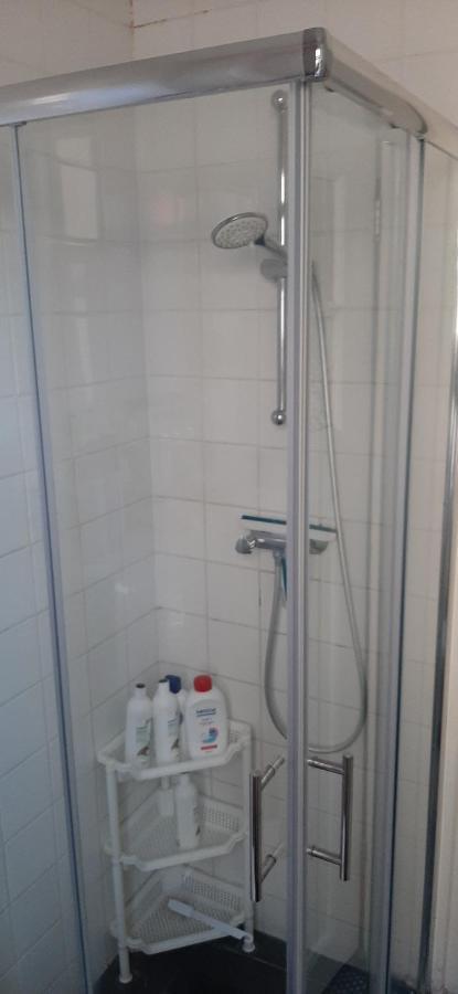 Nicole, Not For Parties, Not A Hotel, Room With Shared Bathroom, No Kitchen Amsterdam Exteriér fotografie